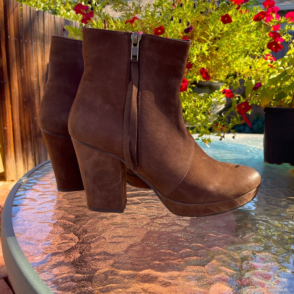 European Platform Booties - Picture 4 of 7
